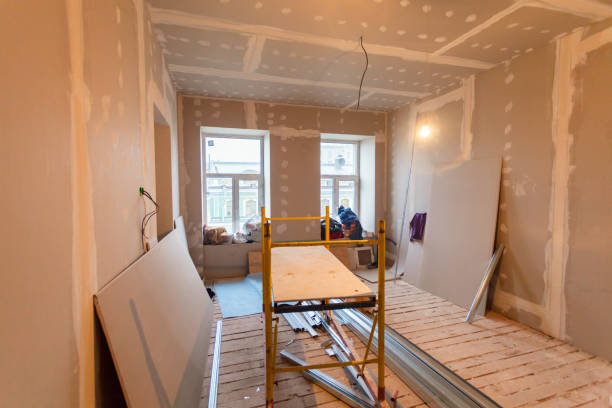 Best Industrial Mold Remediation  in Hampton Bays, NY